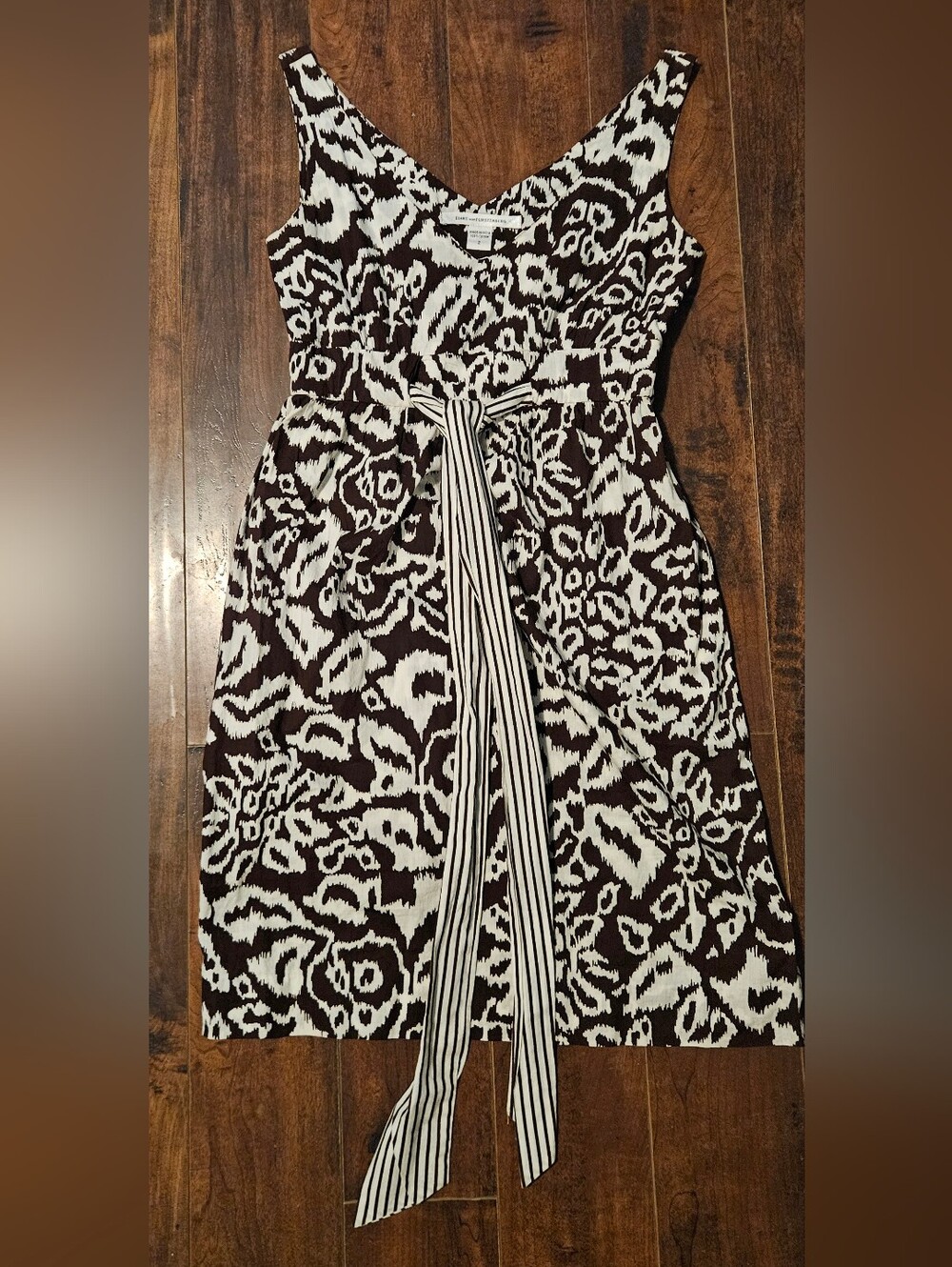 Diane von Furstenberg printed tie-waist dress